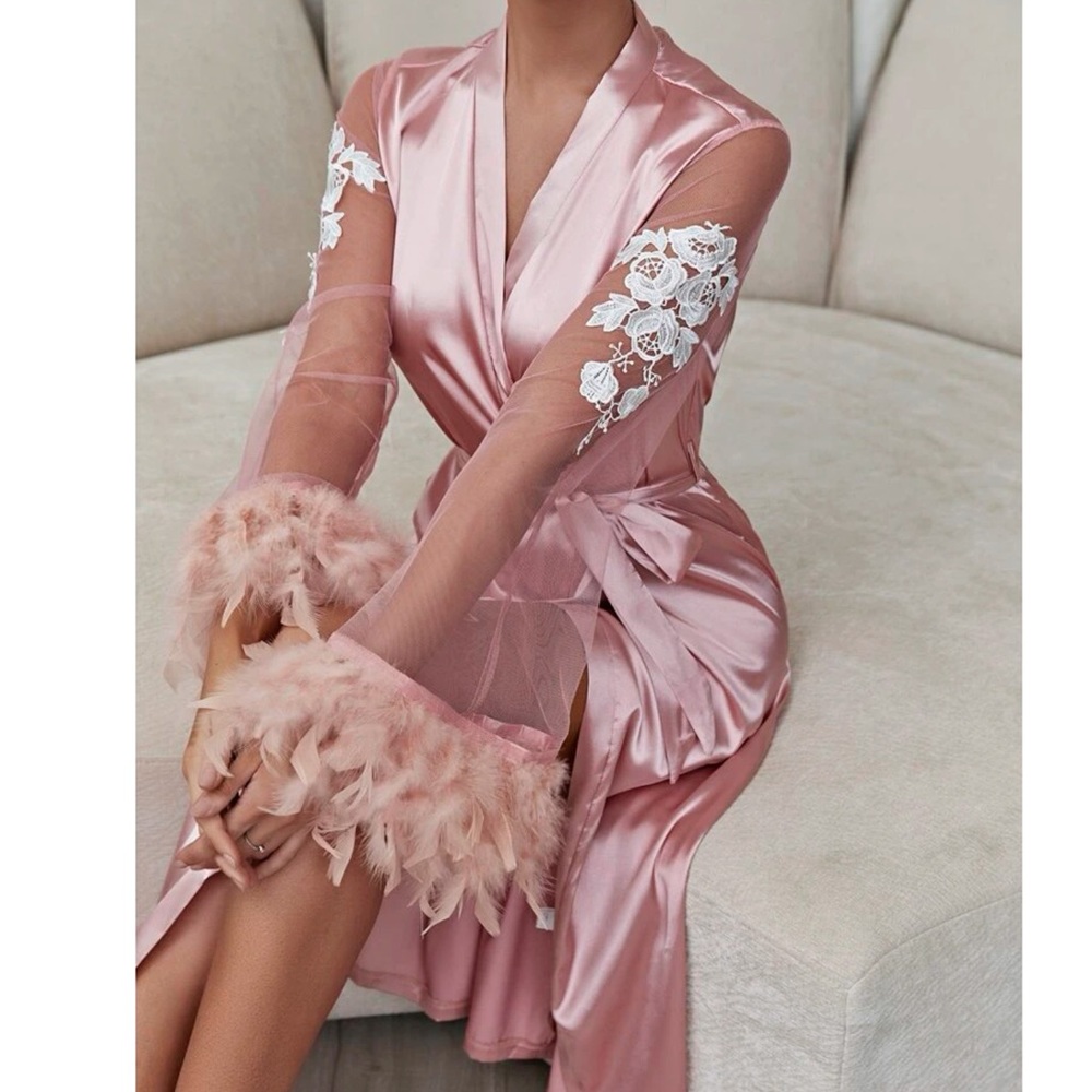 Fuzzy Cuff Sleeve Belted Lace Robe 💎 - Picture 6 of 6